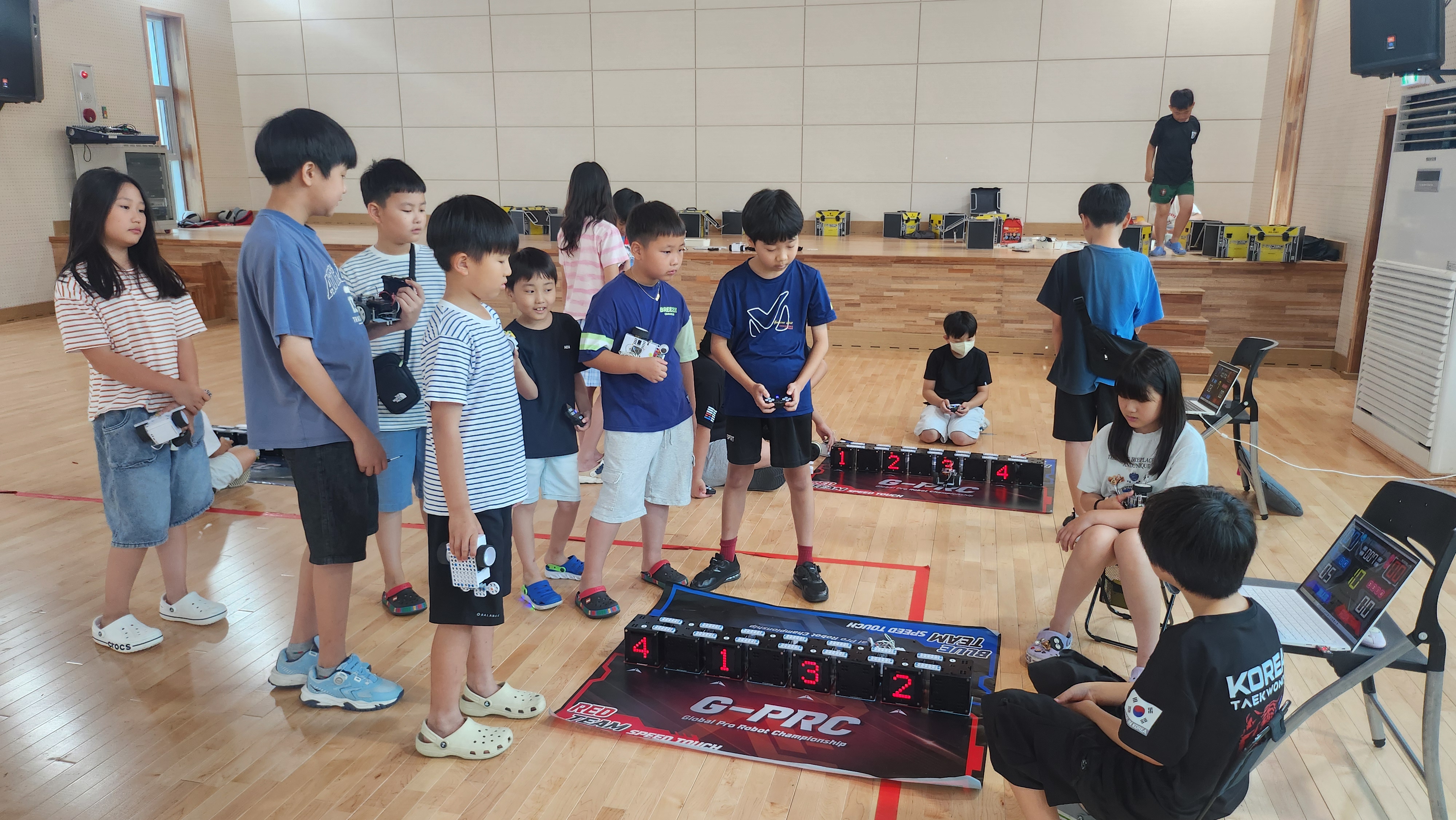 장수교육지원청, 장계초 늘봄학교 로봇‧드론 여름캠프 이미지(2)