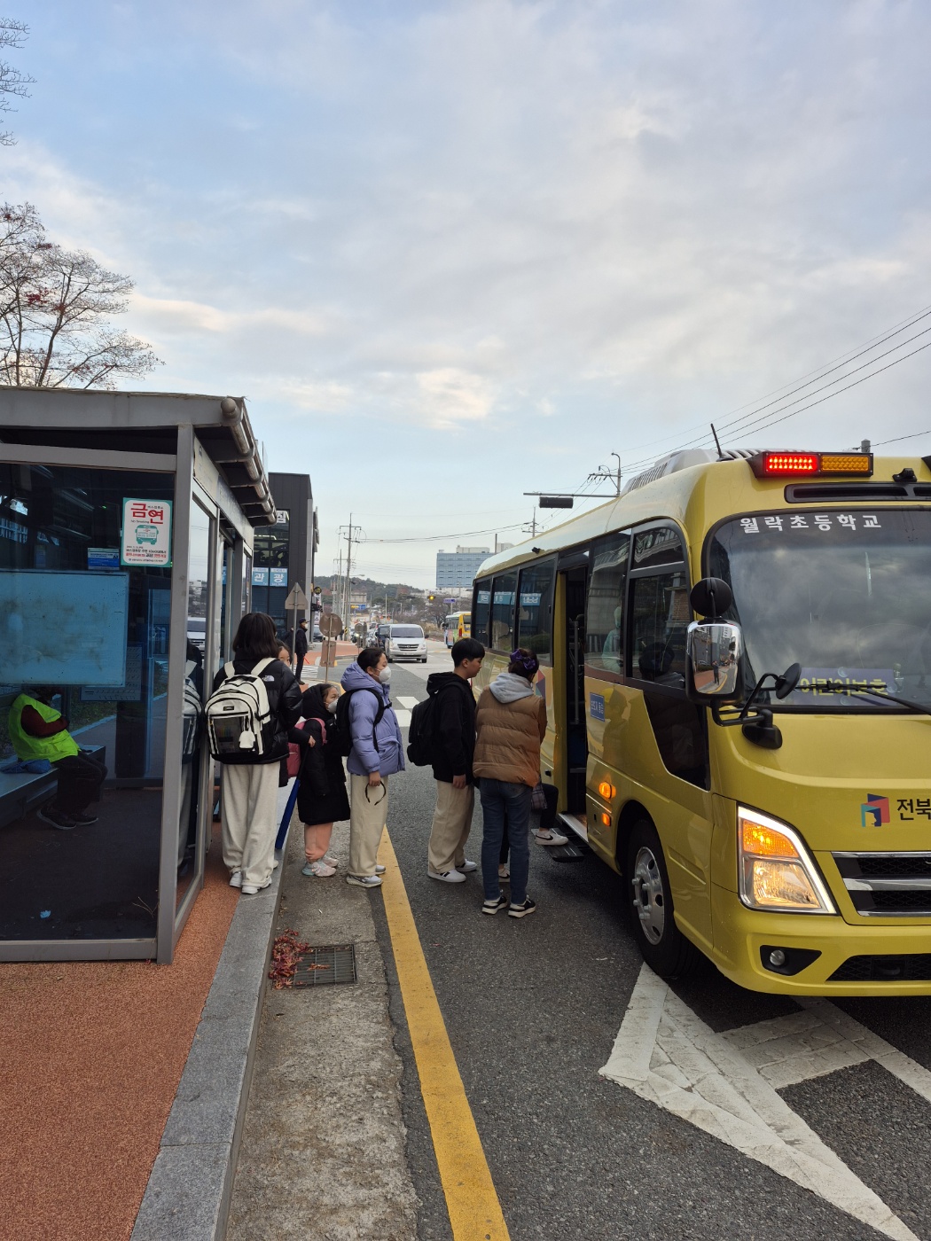 남원교육지원청, 불편은 줄이고 안전은 높인다! 학생중심 통학환경 개선 이미지(1)