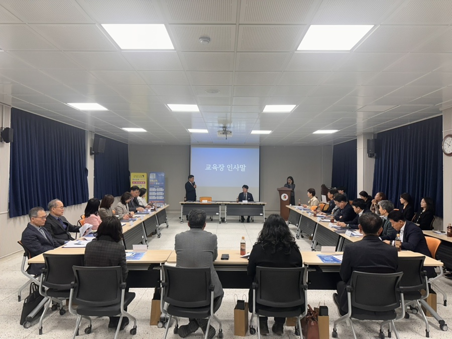 장수교육지원청, 교(원)장 협의회 개최 이미지(1)