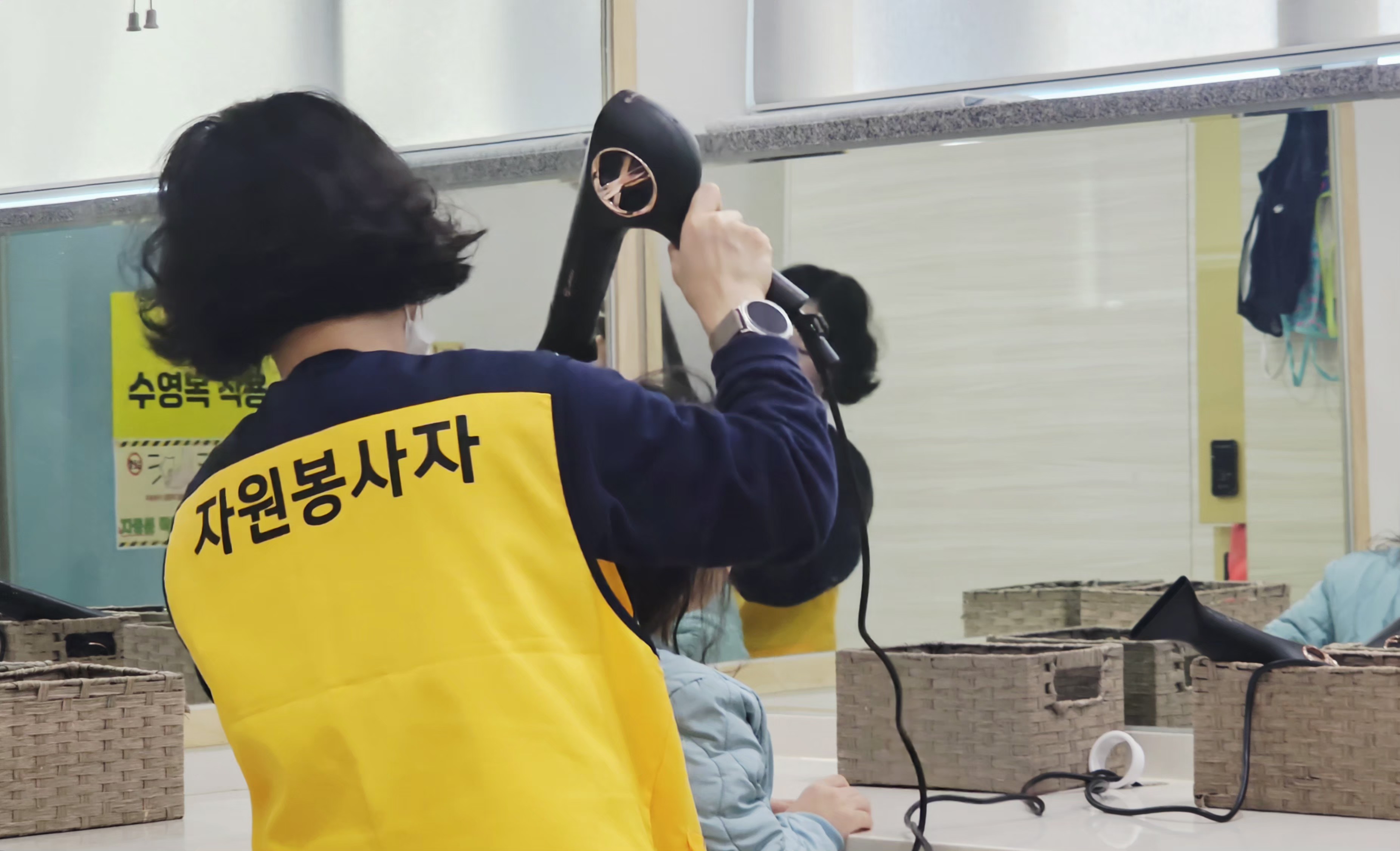 군산교육지원청, 생존수영 탈의실 보조인력 전면 지원 이미지(3)