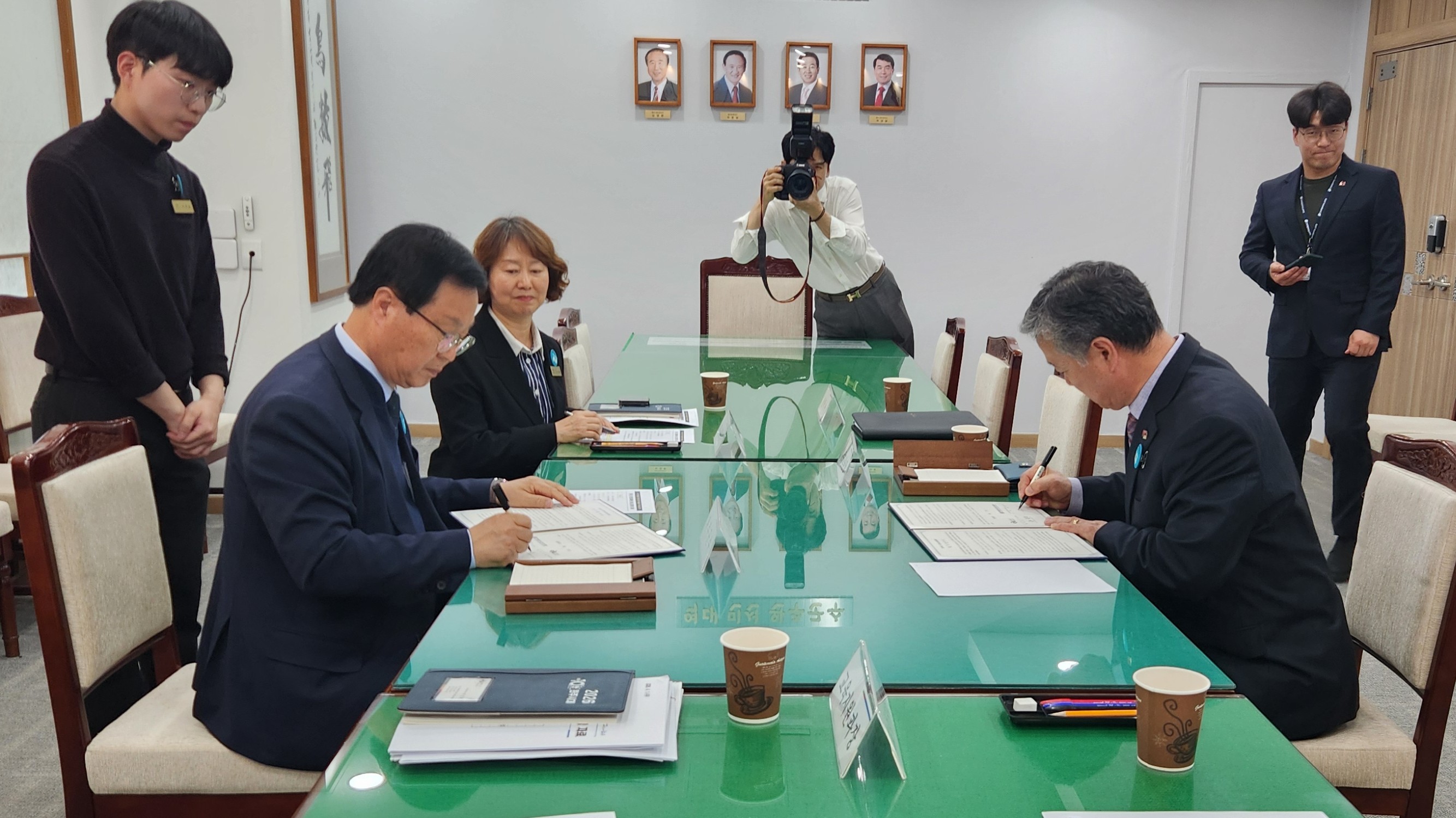 완주교육지원청-완주군, 어린이체육관 이용 업무협약 체결 이미지(2)