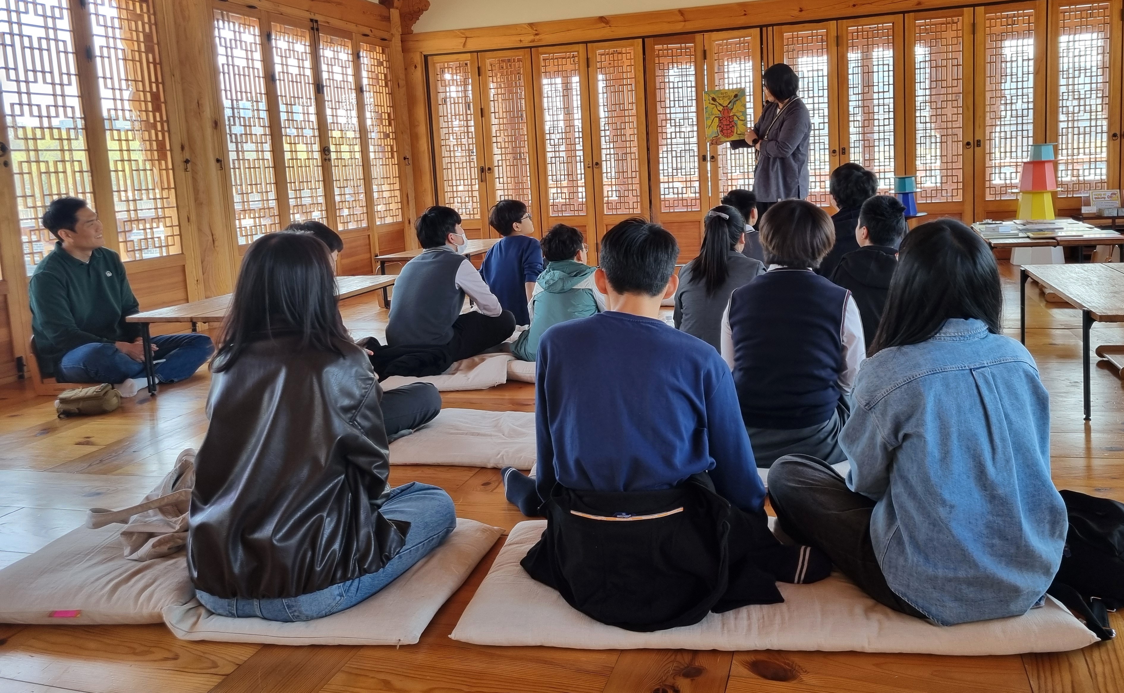 전주교육지원청, ‘책누리 도서관 여행’ 추진 이미지(3)