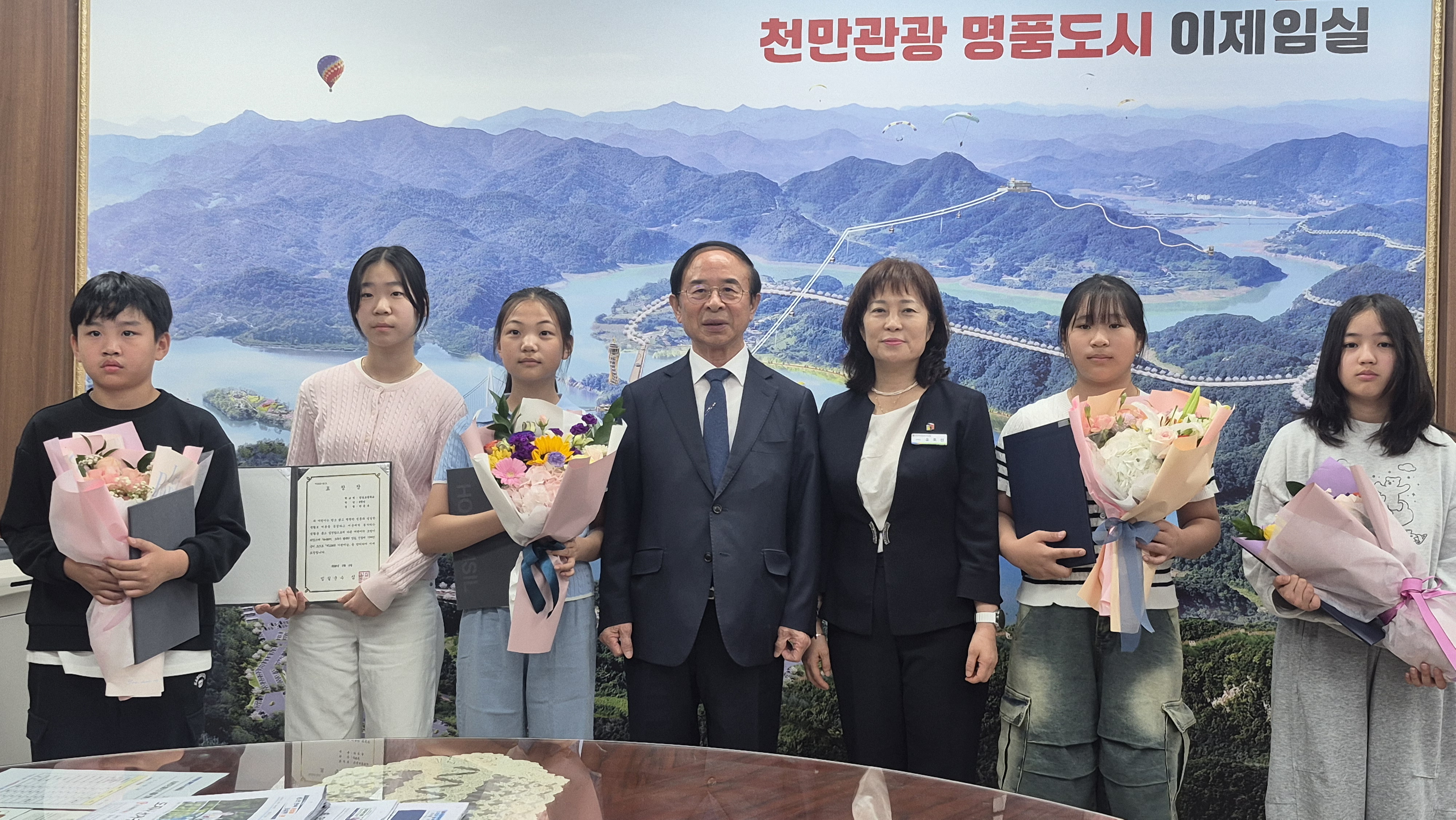 임실교육지원청, 제104회 어린이날 기념 모범 어린이 표창 수여 이미지(3)