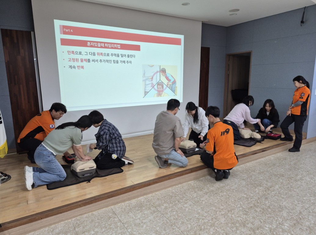 남원교육지원청, 골든타임 지킨다. 직원 응급처치 교육 실시 이미지(3)