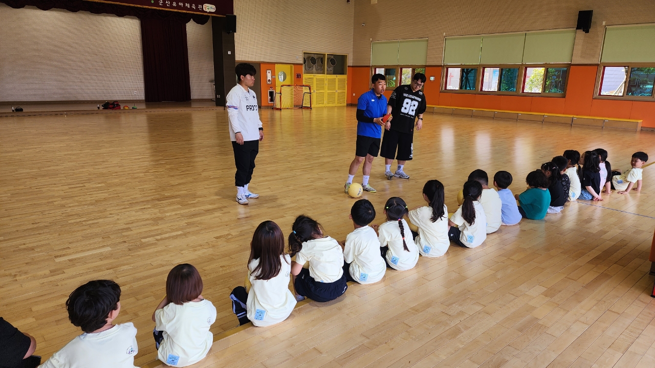 군산교육지원청, 유아 체육(풋살) 활동 본격 가동 이미지(1)
