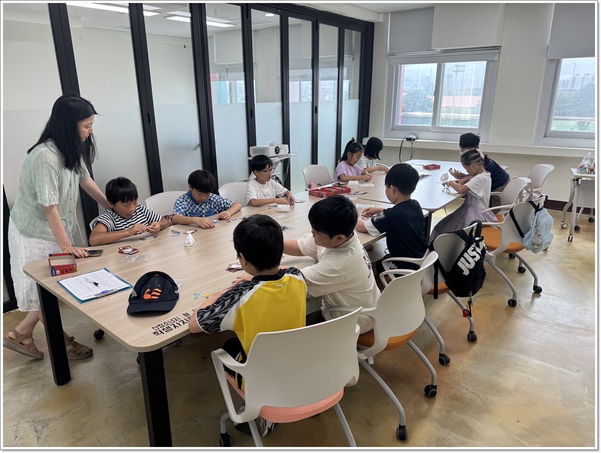 군산학력지원센터, 여름방학 캠프로 기초학력 다지고 미래역량 키워 이미지(3)